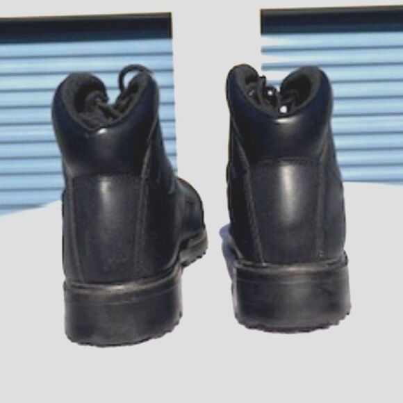 Combat Boots . Size: 11 . Utility Slip & Oil Resistant . Black Lace Up . Brahma